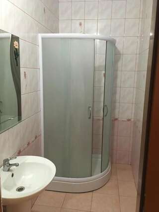 Отель Готель ЦІмбор Славское Двухместный номер с 2 отдельными кроватями-15